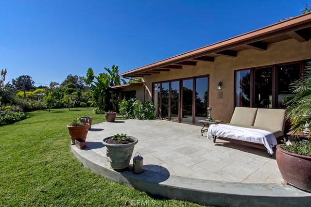 a view of a house with a outdoor space