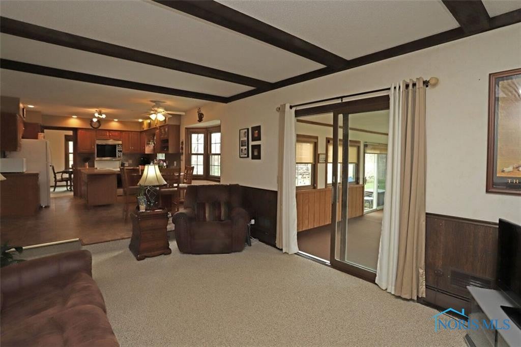 440 Eagle Point Road Rossford, OH 43460 - Photo 12 of 33 Gallery Image 12
