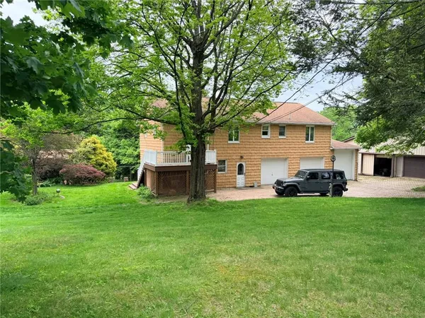 $199,000 | 96 South Kings Creek Road, Burgettstown, PA 15021