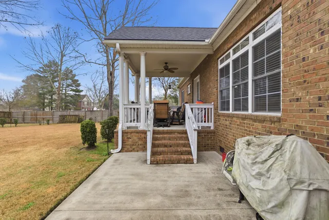 $670,000 | 111 Amanda Circle, Goose Creek, SC 29445