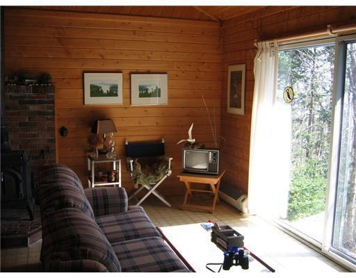 557 Paul Bunyan Road Corea, ME 04624 - Photo 7 of 14 Living Room.