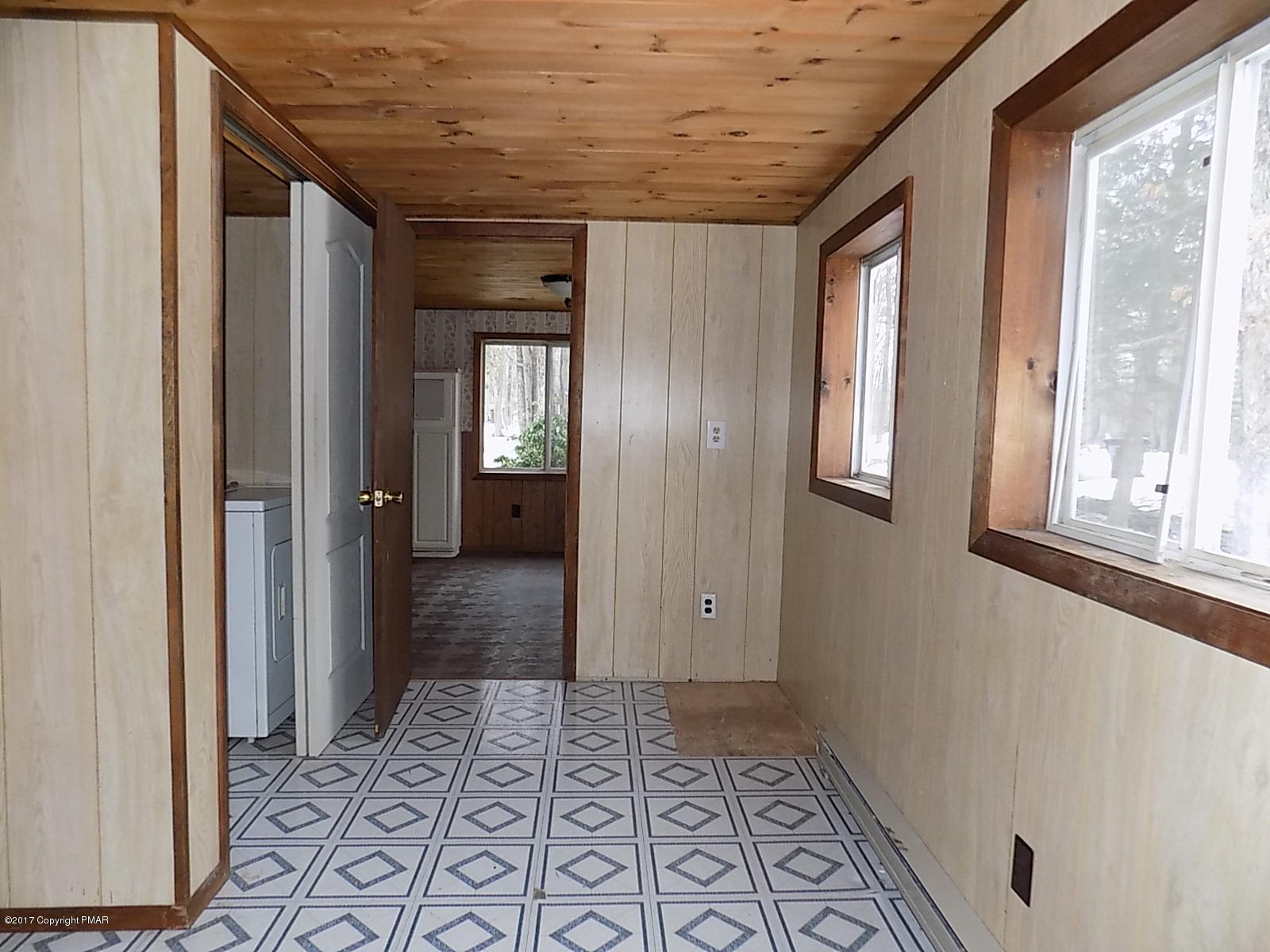 147 Yale Road Milford, PA 18337 - Photo 3 of 12 a view of an entryway