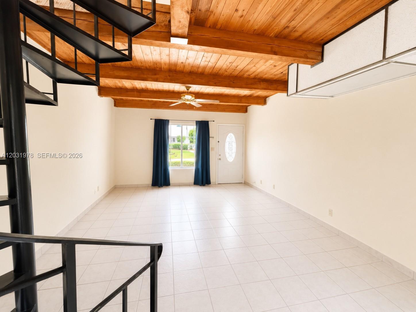 3719 Riverside Drive Coral Springs, FL 33065 - Photo 5 of 19