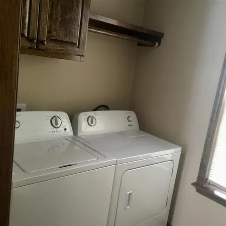 $900 | 641 East McNeese Street, Lake Charles, LA 70607