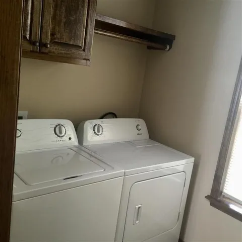 $900 | 641 East McNeese Street, Lake Charles, LA 70607