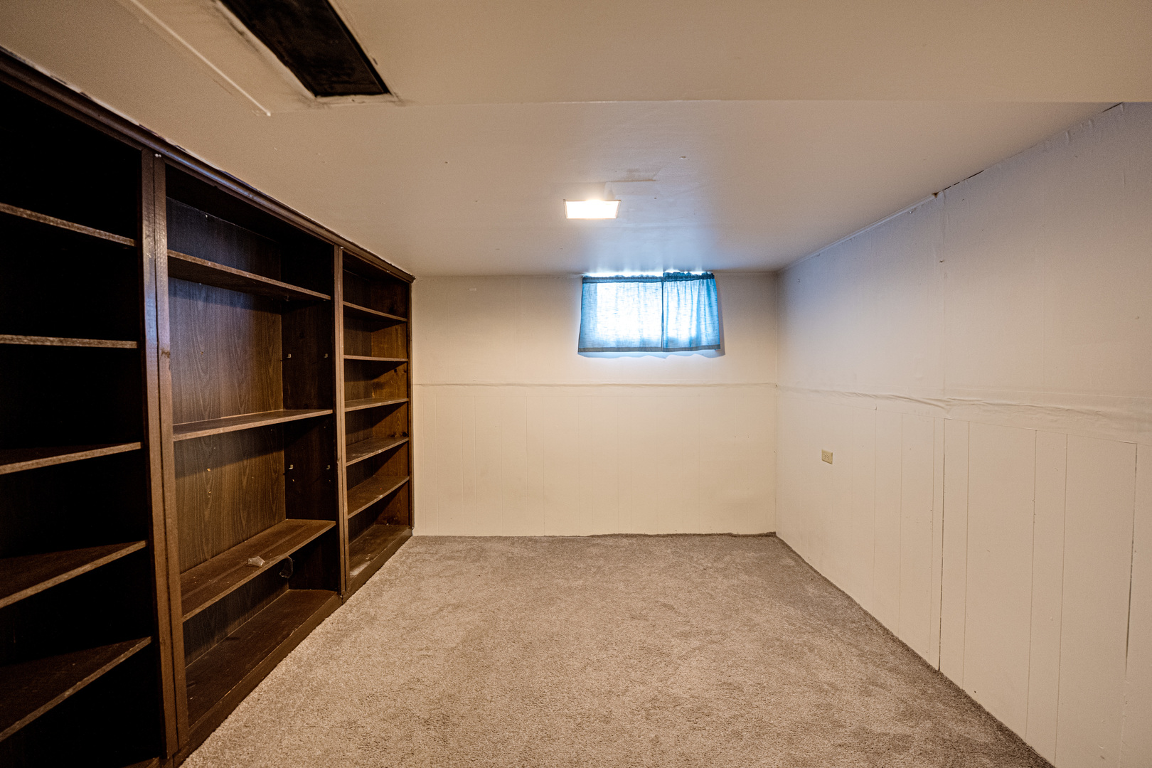 1127 Santa Rosa Avenue Wheaton, IL 60187 - Photo 25 of 31 Gallery Image 25