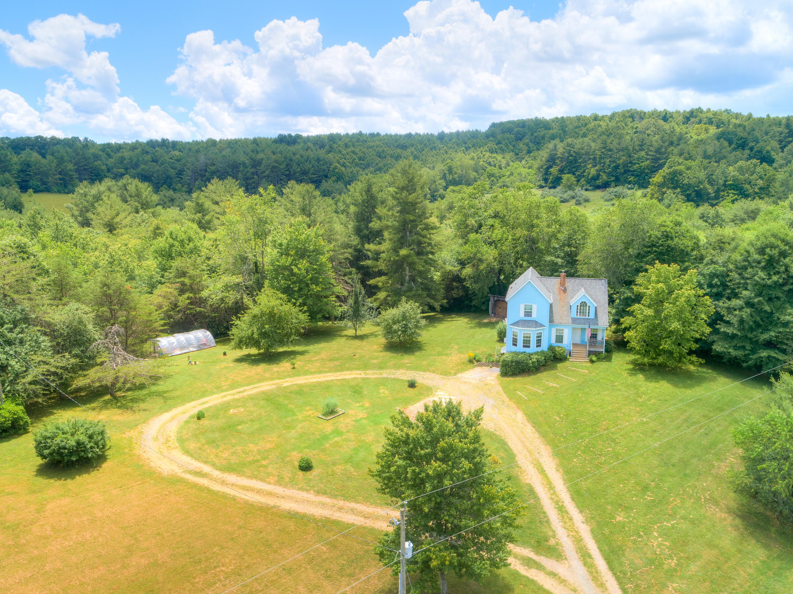 153 Rivendell Road Northwest Willis, VA 24380 - Photo 35 of 51 153_Rivendell_Rd_NW_HiRes-40