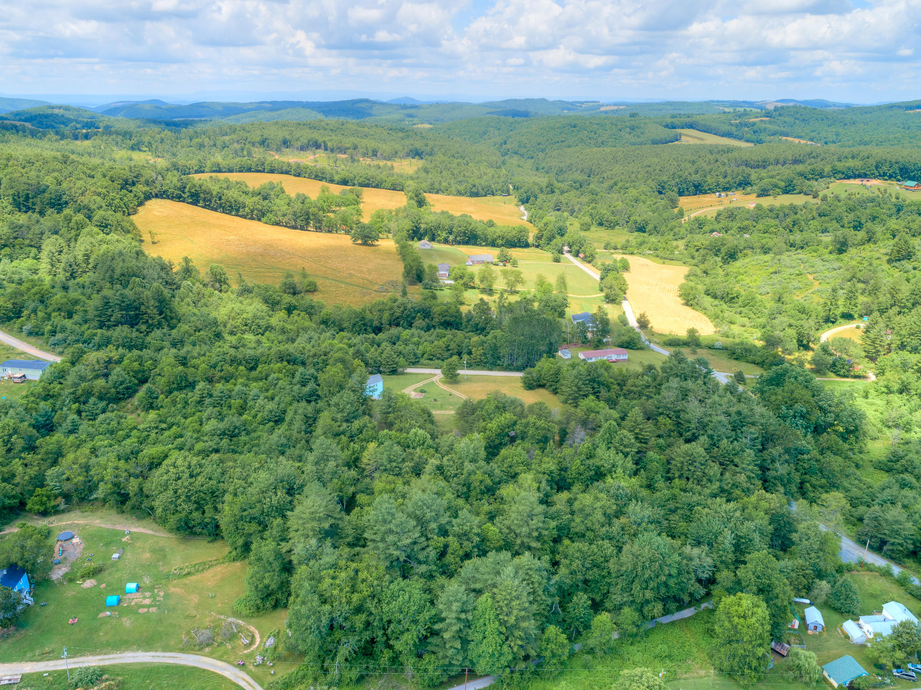 153 Rivendell Road Northwest Willis, VA 24380 - Photo 41 of 51 153_Rivendell_Rd_NW_HiRes-48