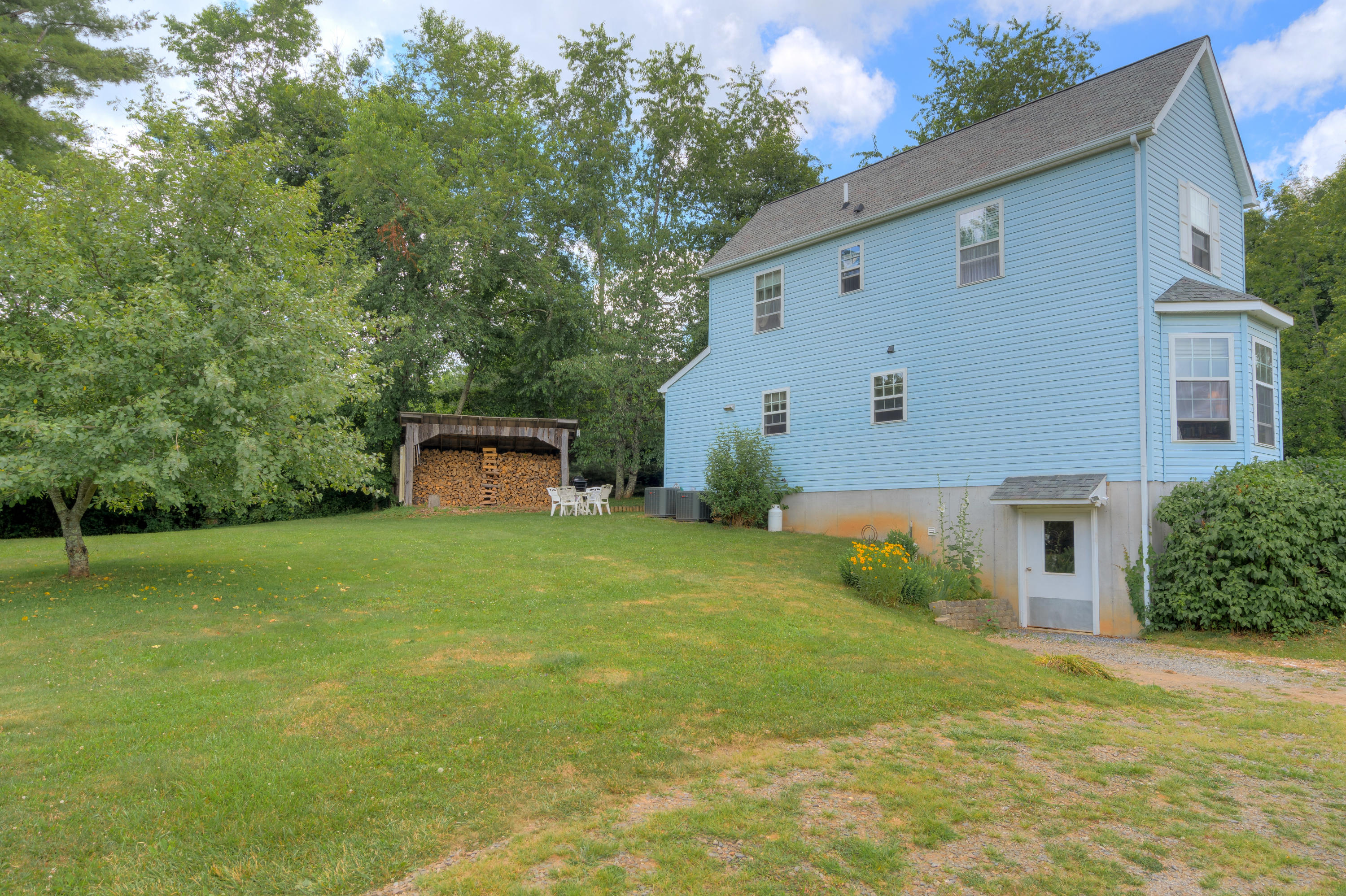 153 Rivendell Road Northwest Willis, VA 24380 - Photo 46 of 51 153_Rivendell_Rd_NW_HiRes-3