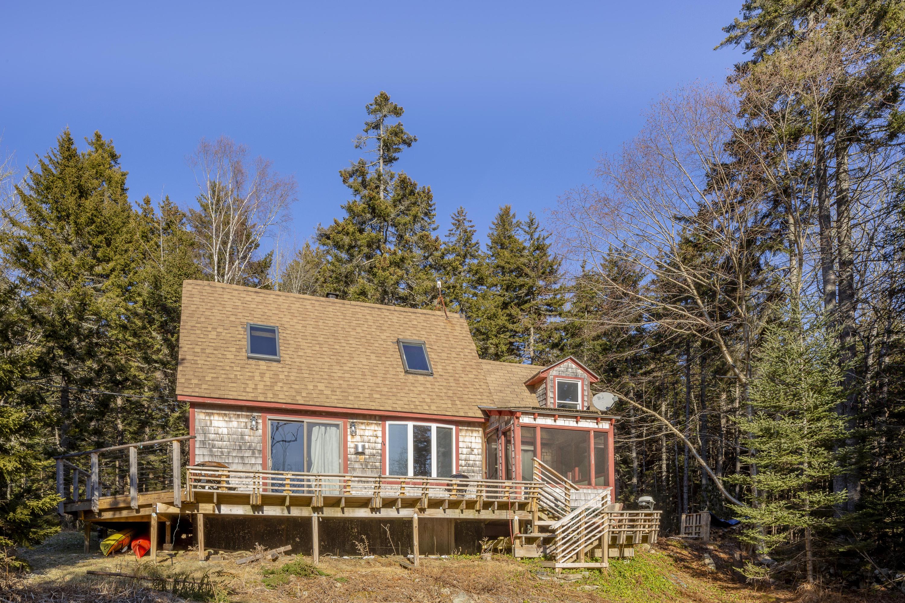 46 Teel Cove Road Tenants Harbor, ME 04860 - Photo 1 of 22 46TeelCove_TenantsHarbor_04_SS_print