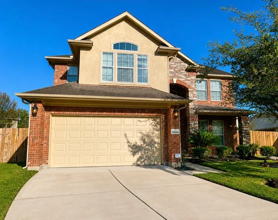 $2,350 | 10930 Reston Point Drive, Richmond, TX 77406