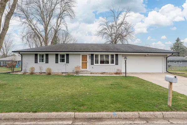 $275,000 | 502 South 7th Street, Le Sueur, MN 56058