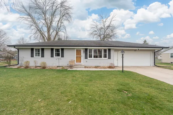 $275,000 | 502 South 7th Street, Le Sueur, MN 56058
