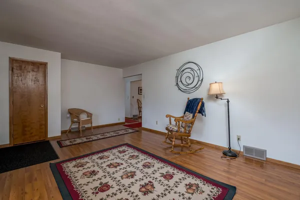 $275,000 | 502 South 7th Street, Le Sueur, MN 56058