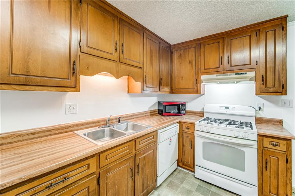 4355 East Paulding Drive, Unit B Dallas, GA 30157 - Photo 5 of 31