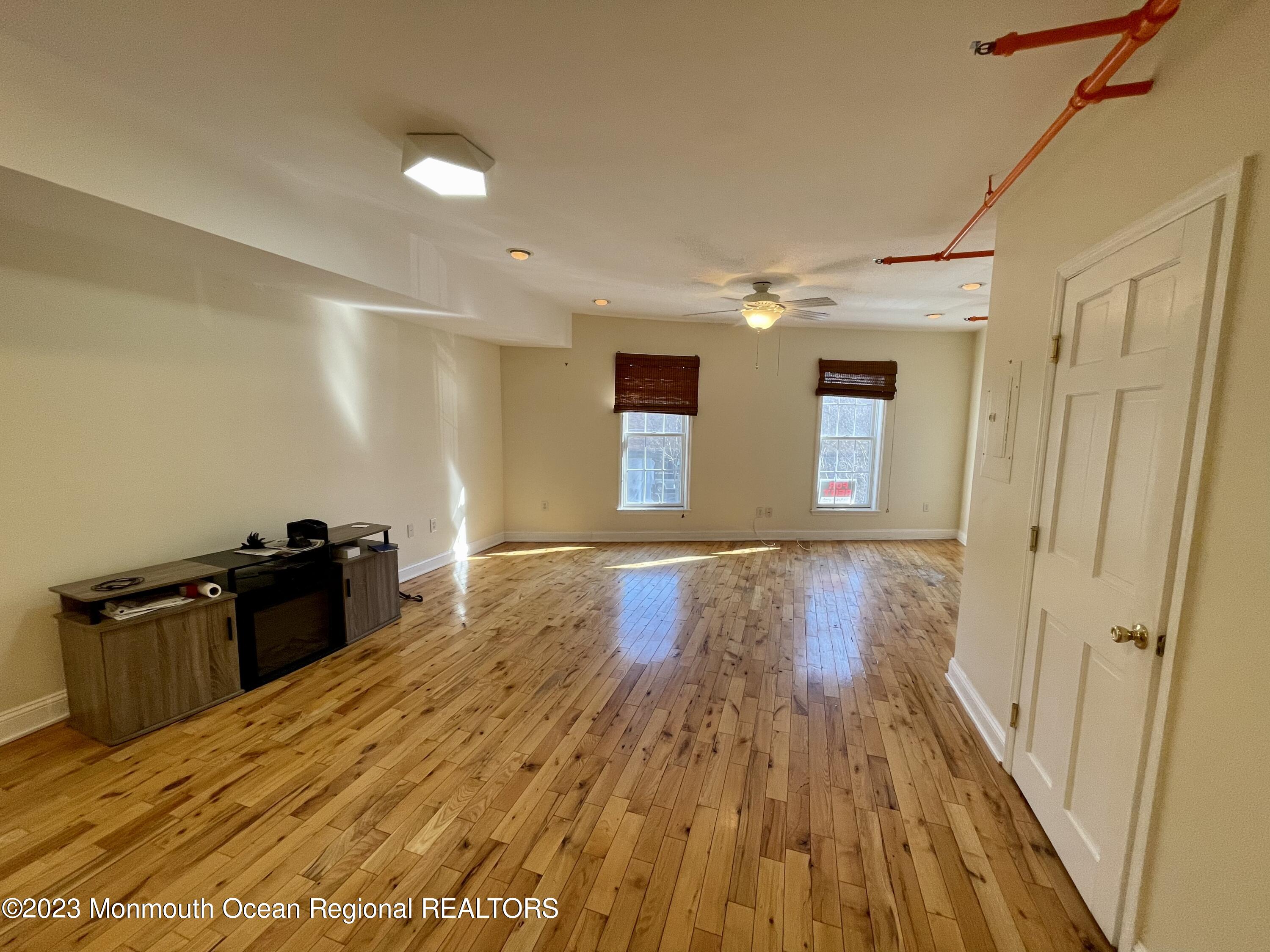 619 Cookman Avenue, Unit 2 Asbury Park, NJ 07712 - Photo 8 of 20 757BAF16-AADC-4104-B781-888EAD94AC73