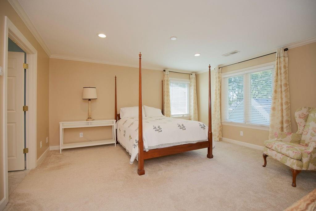 5516 Fairway Road Fairway, KS 66205 - Photo 37 of 51 Gallery Image 37
