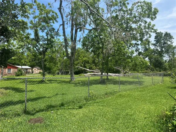 $149,900 | 112 Raven Street, Clute, TX 77531