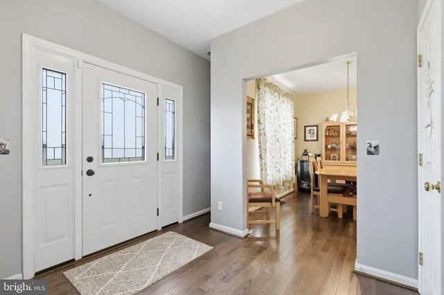 a view of livingroom with furniture and wooden floor