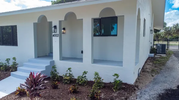 $3,995 | 4003 South Indian River Drive, Fort Pierce, FL 34982