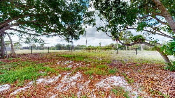 $3,995 | 4003 South Indian River Drive, Fort Pierce, FL 34982