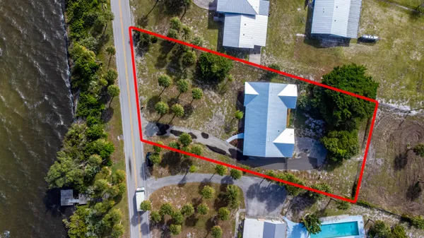 $3,995 | 4003 South Indian River Drive, Fort Pierce, FL 34982