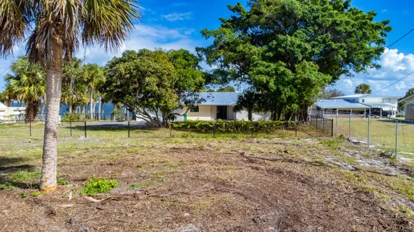 $3,995 | 4003 South Indian River Drive, Fort Pierce, FL 34982