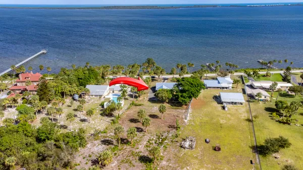 $3,995 | 4003 South Indian River Drive, Fort Pierce, FL 34982