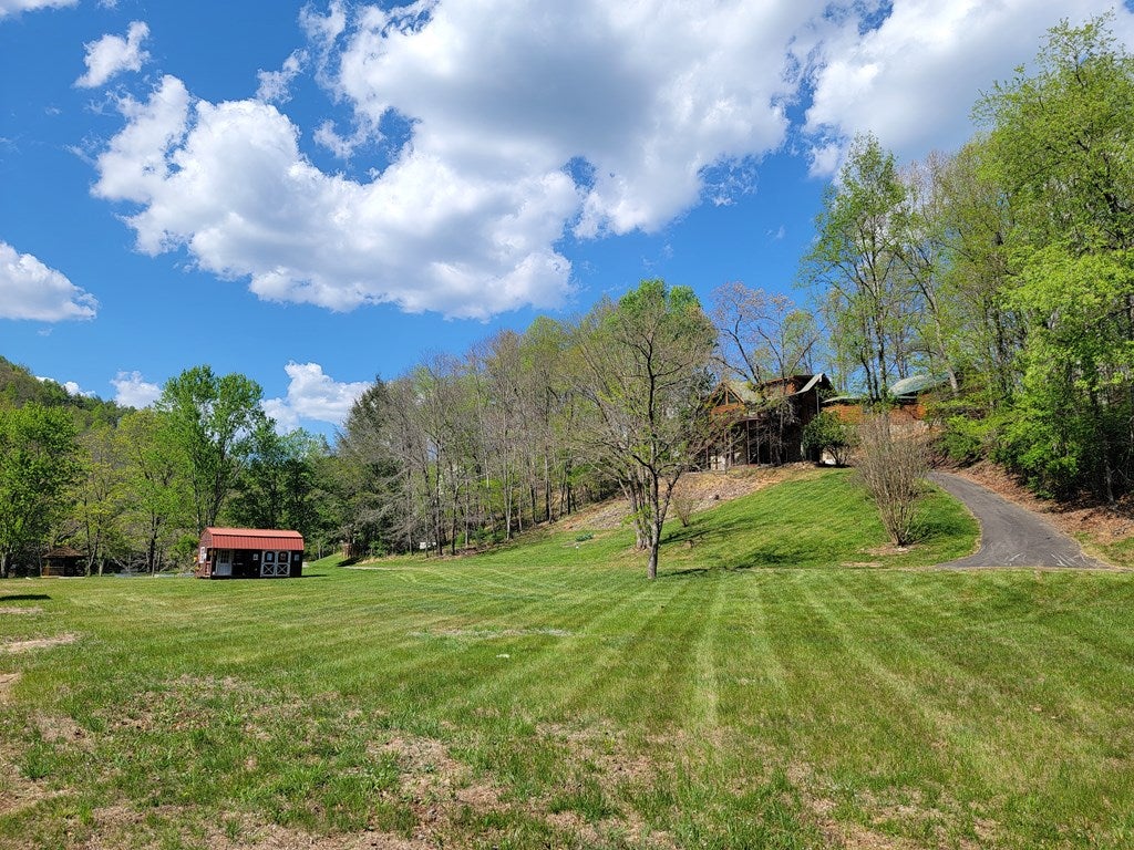 573 Cold Springs Road Galax, VA 24333 - Photo 36 of 91 Gallery Image 36
