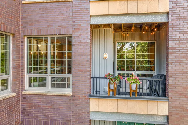 $314,900 | 521 2nd Street Southeast, Unit 307, Minneapolis, MN 55414