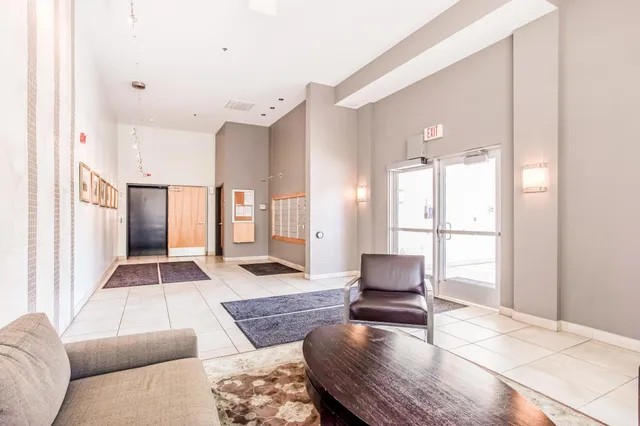 $314,900 | 521 2nd Street Southeast, Unit 307, Minneapolis, MN 55414