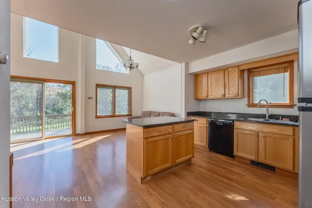 $1,250,000 | 5881-5883 Highway 44, Kerhonkson, NY 12446