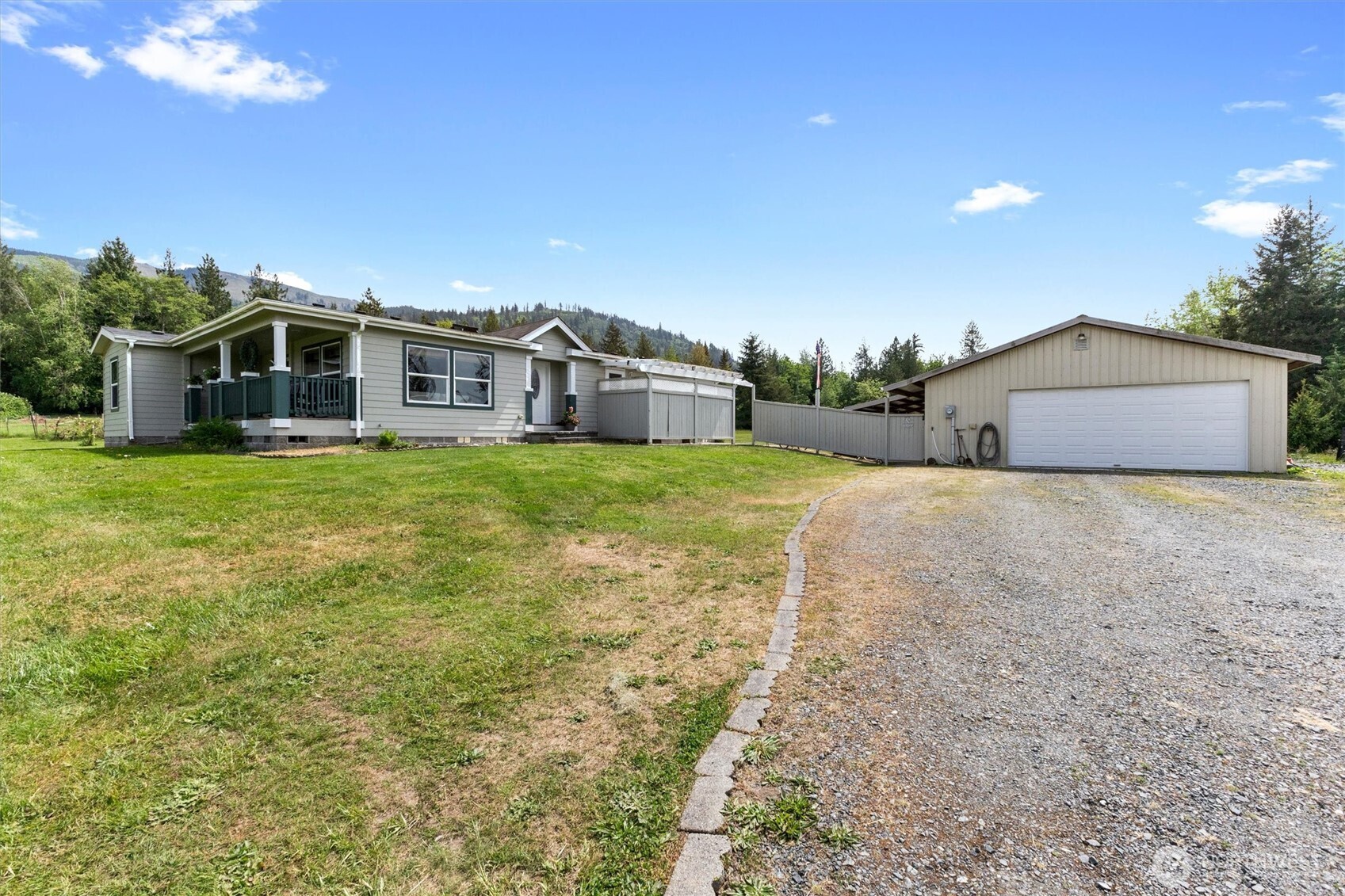 6896 Goodwin Road Everson, WA 98247 - Photo 1 of 36