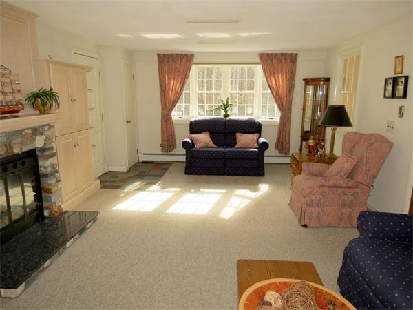37 Tipton Rock Road Southbridge, MA 01550 - Photo 10 of 19 Gallery Image 10