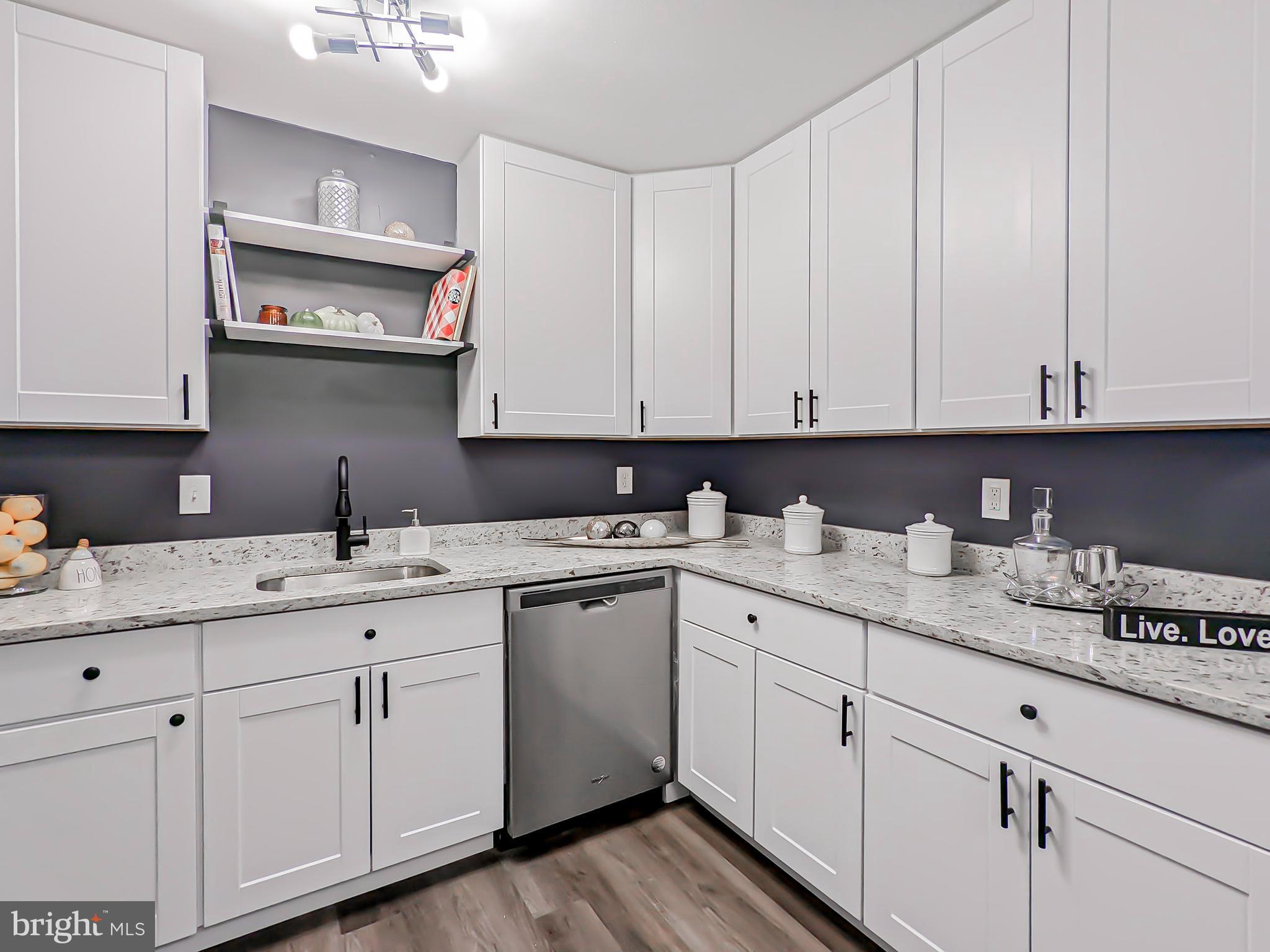 4212 Glendale Road Woodbridge, VA 22193 - Photo 16 of 68