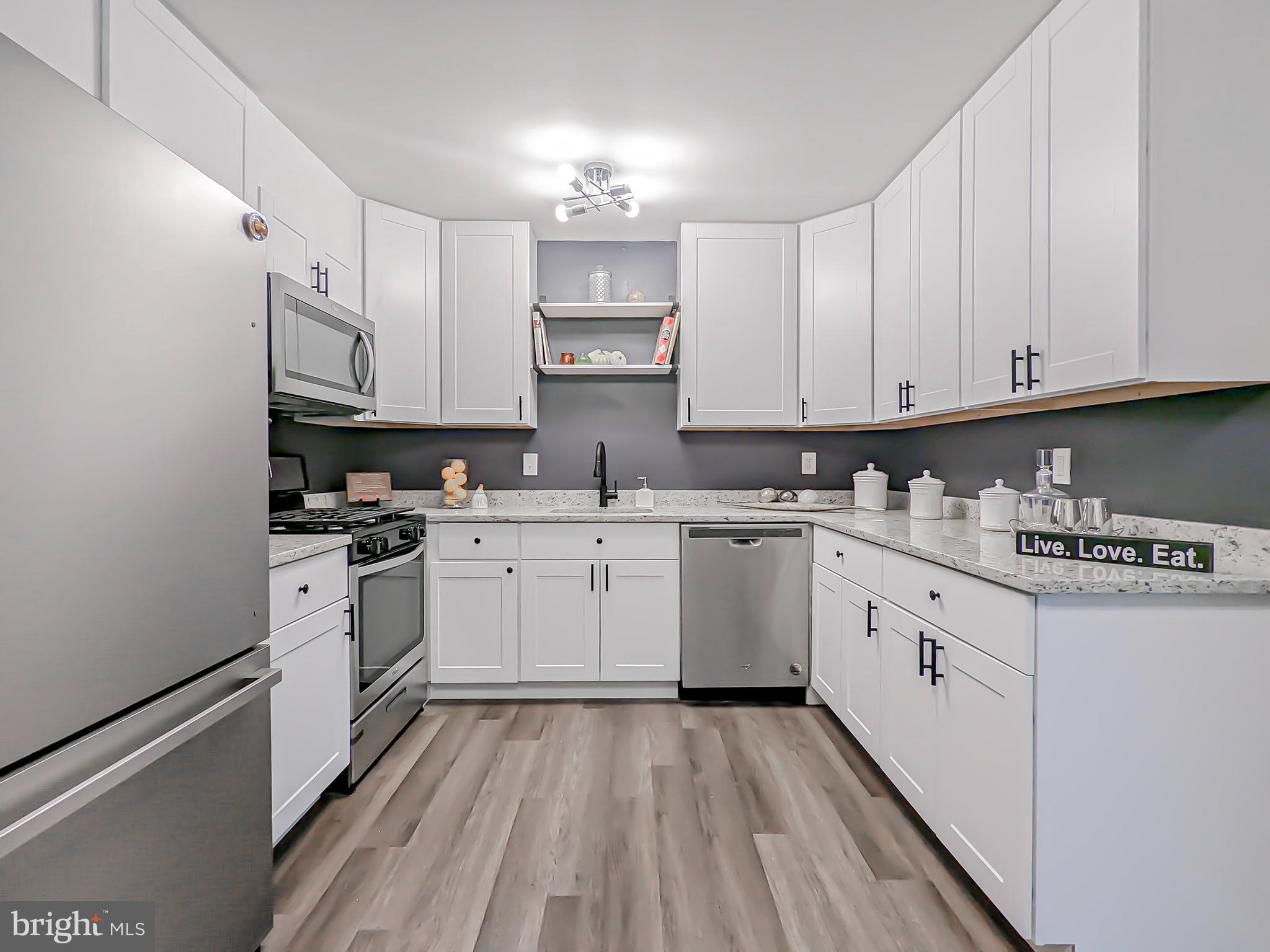 4212 Glendale Road Woodbridge, VA 22193 - Photo 2 of 68 Kitchen