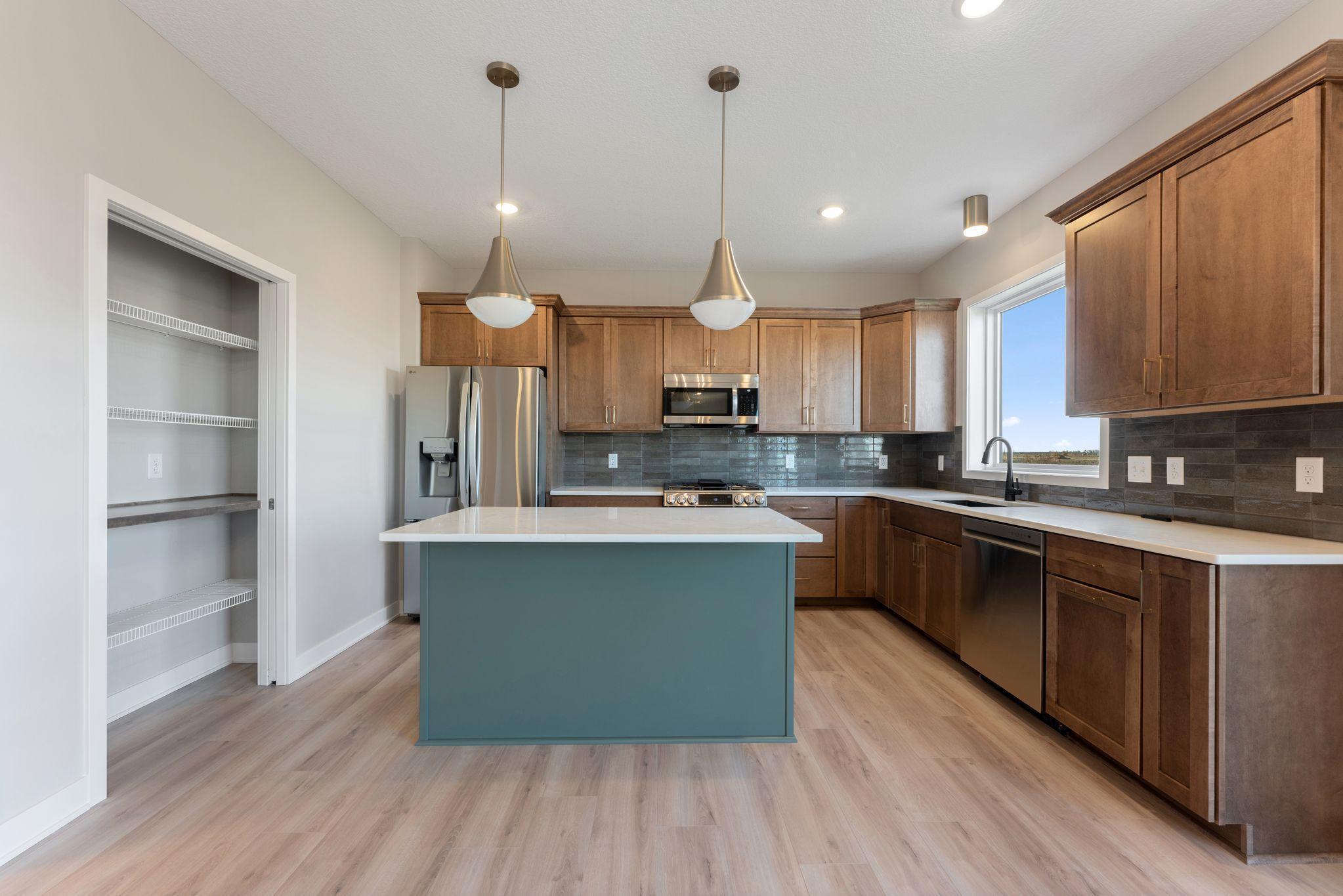 13721 Arrowhead Way Rosemount, MN 55068 - Photo 11 of 35