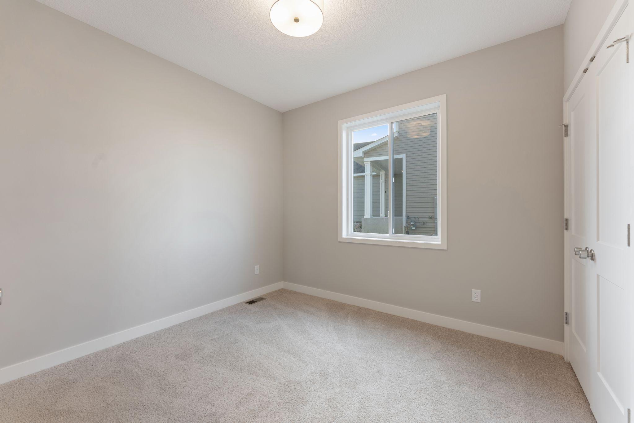 13721 Arrowhead Way Rosemount, MN 55068 - Photo 16 of 35