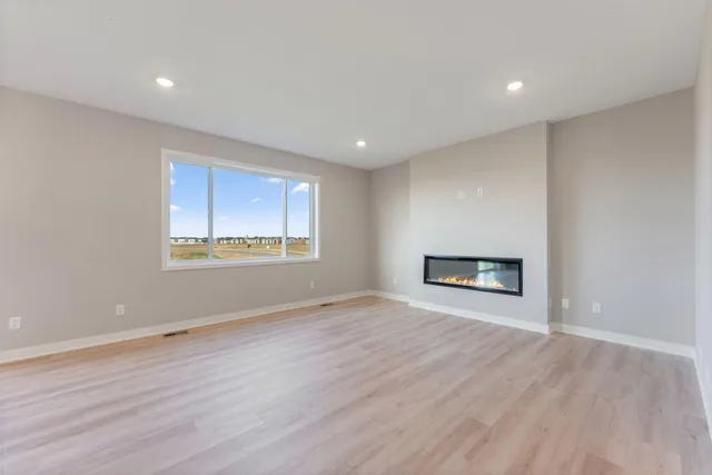 $695,000 | 13721 Arrowhead Way, Rosemount, MN 55068