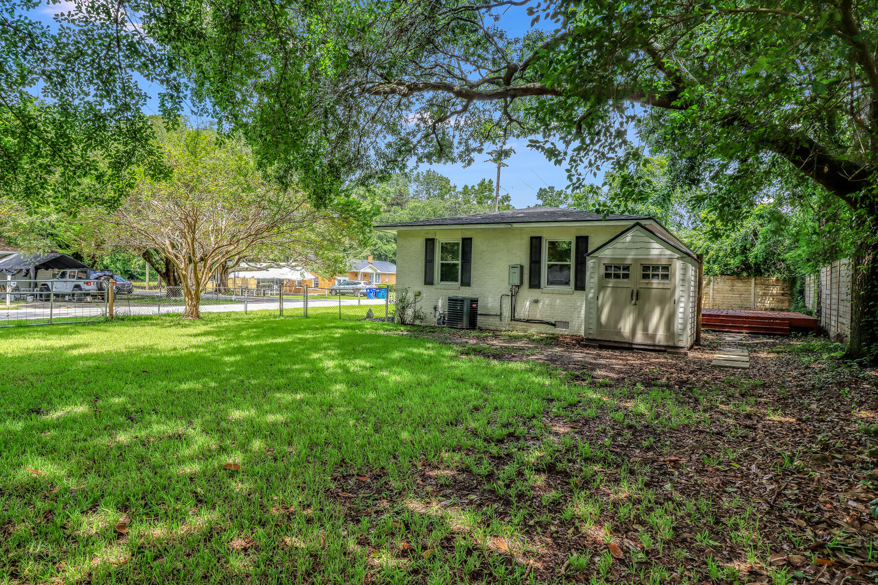 574 Dobbin Road Charleston, SC 29414 - Photo 27 of 29 1