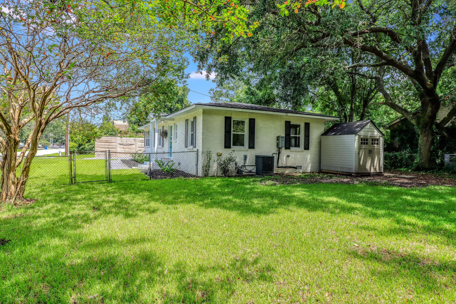 574 Dobbin Road Charleston, SC 29414 - Photo 28 of 29 2