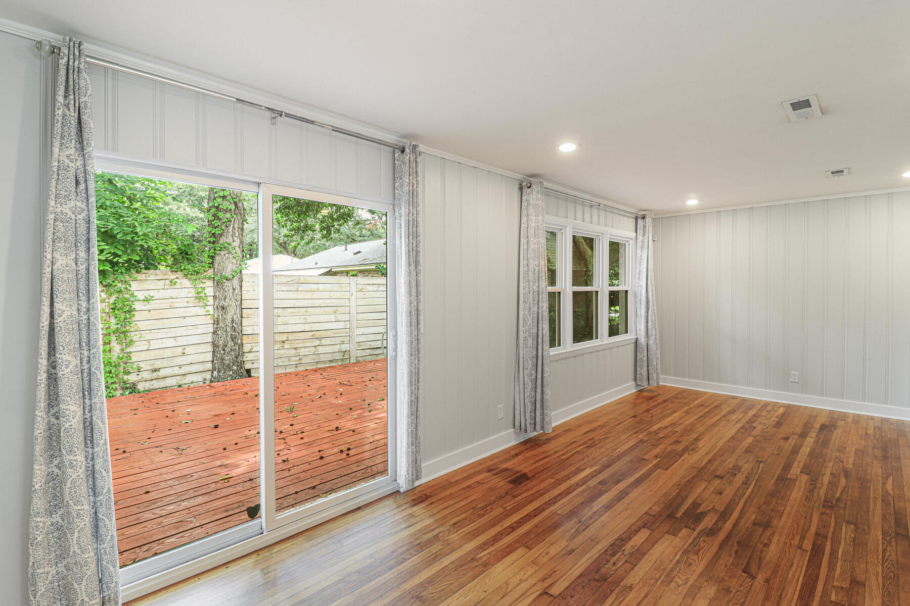 574 Dobbin Road Charleston, SC 29414 - Photo 10 of 29 26