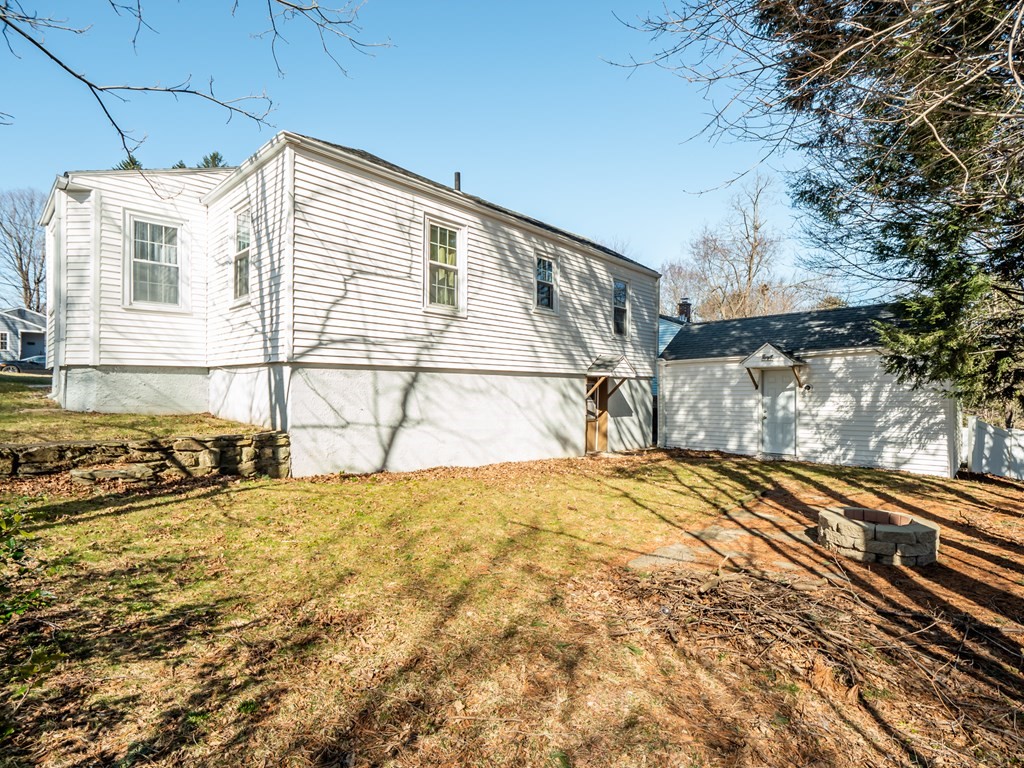 7 Glen Ellen Road Worcester, MA 01602 - Photo 27 of 30 Gallery Image 27