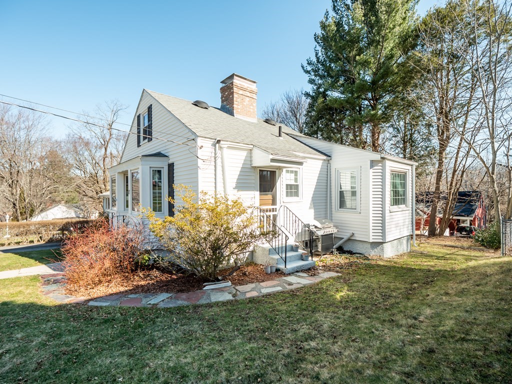 7 Glen Ellen Road Worcester, MA 01602 - Photo 5 of 30 Gallery Image 5