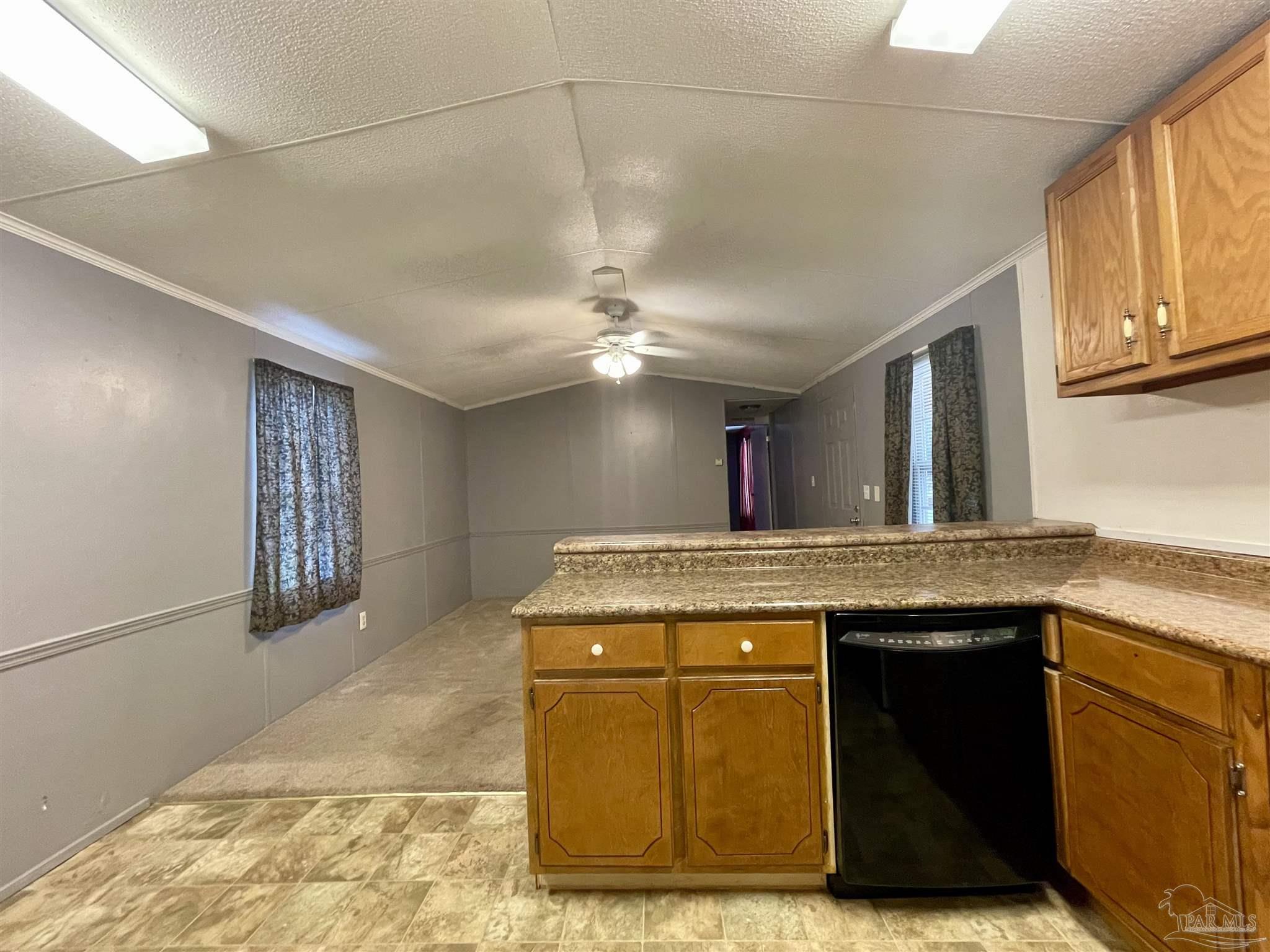 6480 Robie Road Milton, FL 32570 - Photo 12 of 37 Gallery Image 12