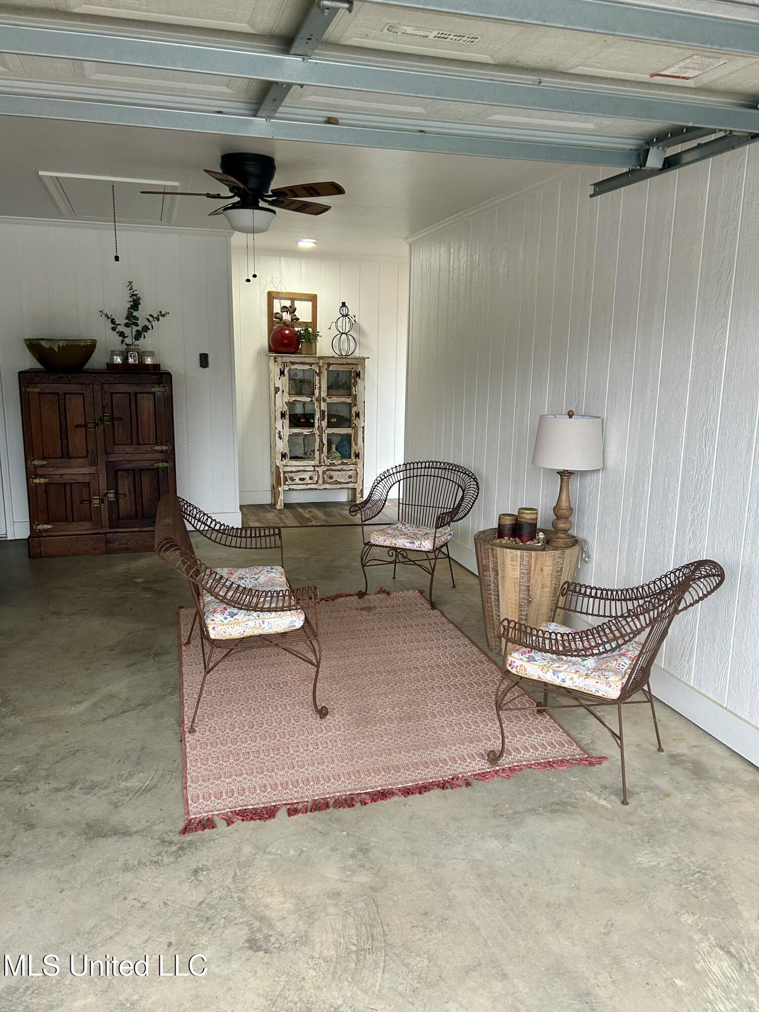 1208 Fisher Park Brookhaven, MS 39601 - Photo 23 of 24 garage 2