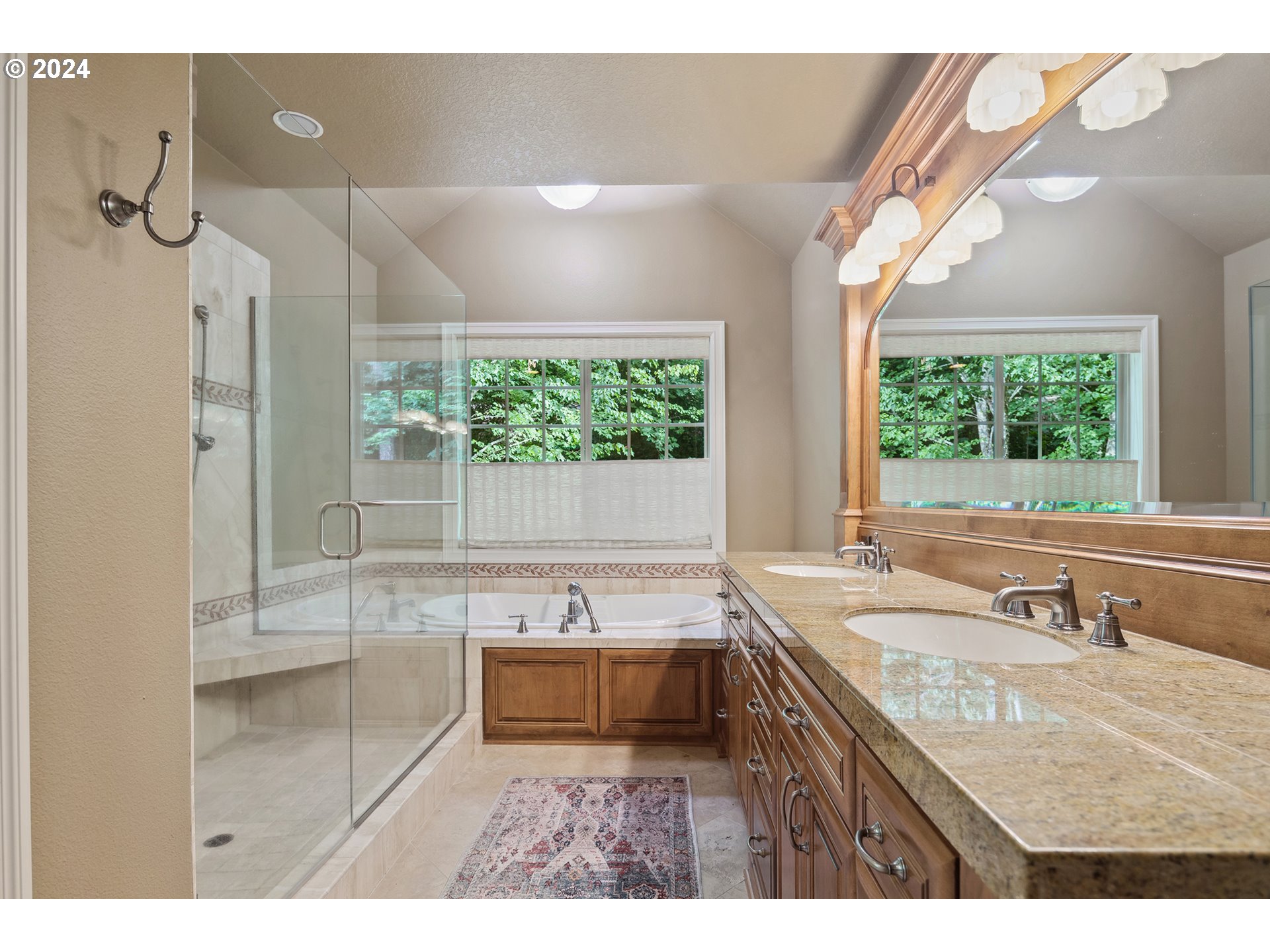 1115 North Shr Road Lake Oswego, OR 97034 - Photo 23 of 35 Gallery Image 23