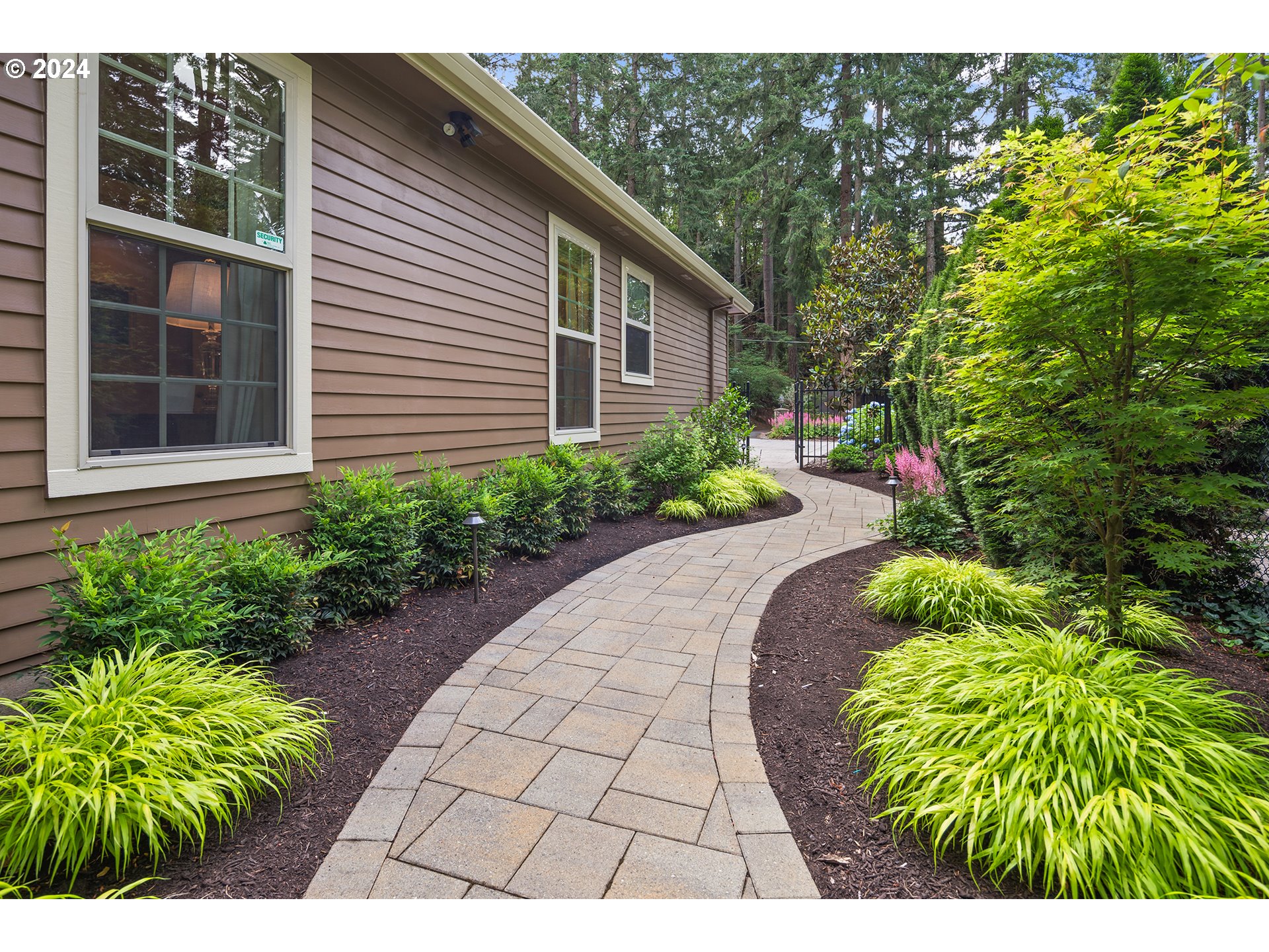 1115 North Shr Road Lake Oswego, OR 97034 - Photo 33 of 35 Gallery Image 33