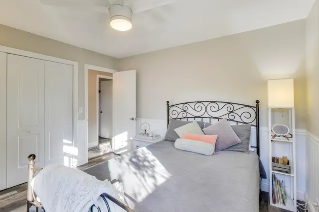 $399,000 | 23490 North Spring Drive, Barrington, IL 60010