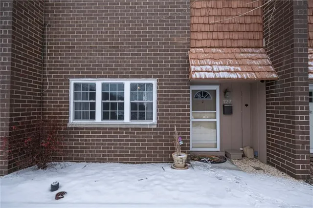 a view of house with a outdoor space